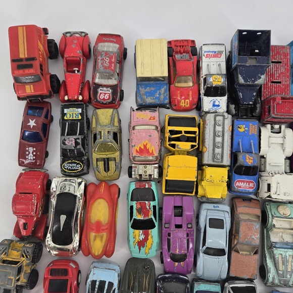 Huge Lot Of 90+ Vtg Diecast Toy Cars - Hot Wheels, Matchbox, cars - Picture 8 of 14
